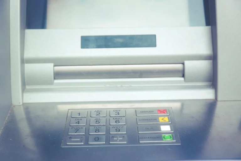 New Form of ATM Fraud Targets Android Phones, Putting Bank Accounts at Risk ATM fraud targeting Android phones